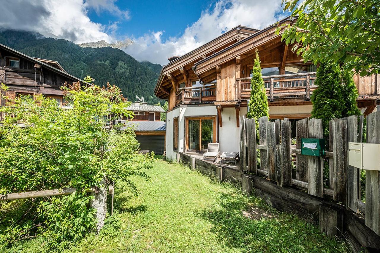 Eden Hotel, Apartments And Chalet Chamonix Les Praz エクステリア 写真