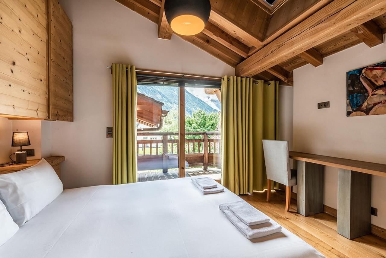 Eden Hotel, Apartments And Chalet Chamonix Les Praz エクステリア 写真